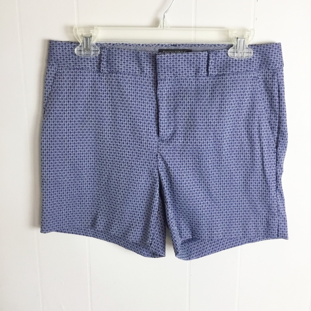 Banana Republic Blue & White Shorts Size 4
